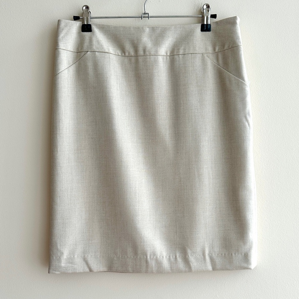 Amanda & Chelsea Pencil Skirt, Contemporary Fit Stretch Skirt, Stone, Size 4 NWT